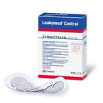 Packaging box of Leukomed Control wound dressing, showing the product and its dimensions.